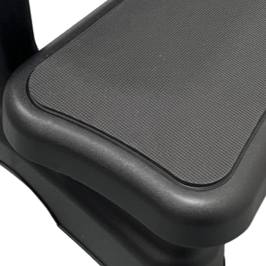 Hybrid Injection-Molded Spa Step w/Anti-Slip Comfort Tread, Black